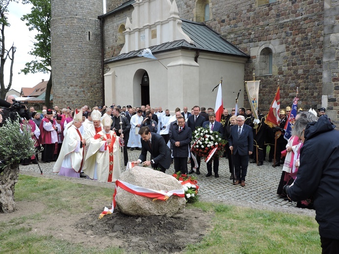 Zakończenie 860. rocznicy konsekracji archikolegiaty w Tumie