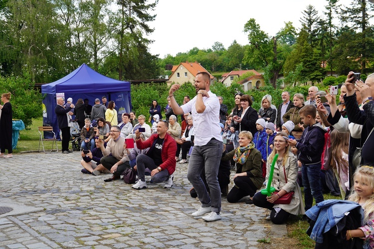 IX Majówka w Ogrodach Klasztornych w Trzebnicy