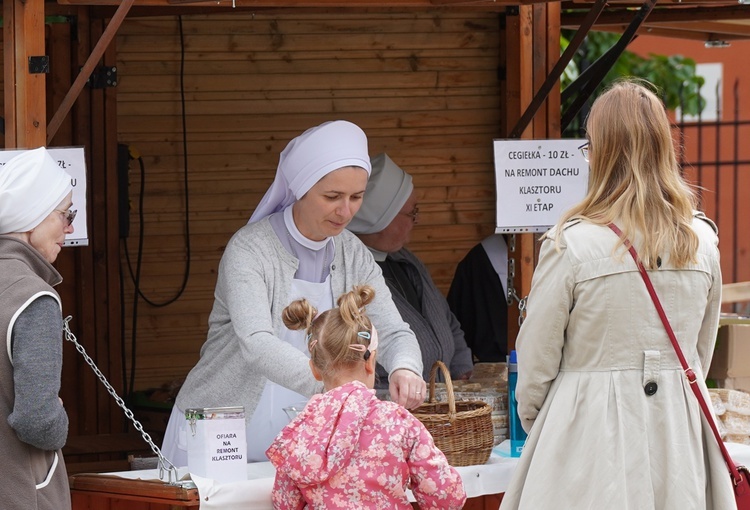 IX Majówka w Ogrodach Klasztornych w Trzebnicy