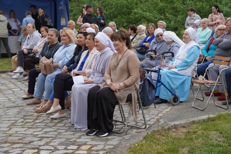 IX Majówka w Ogrodach Klasztornych w Trzebnicy