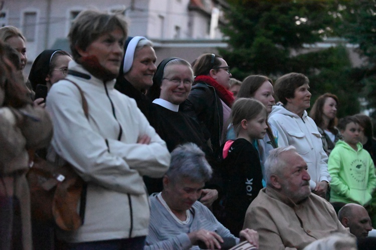 Kłodzko. Dwóch wyjątkowych gości u franciszkanów