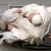 Papież: Każda wojna oznacza kapitulację wobec ludzkiej zdolności ochrony