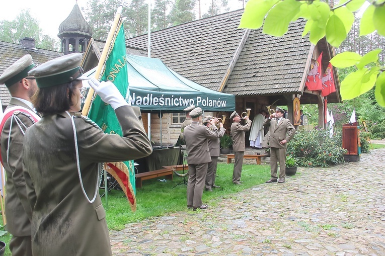Majówka leśników na Górze Polanowskiej