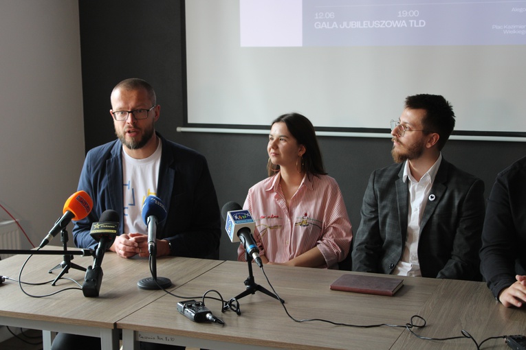 Konferencja prasowa przed 10. rocznicą TLD.