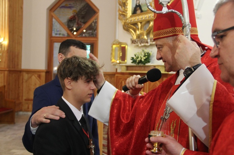 Tylicz. Bierzmowanie 2022