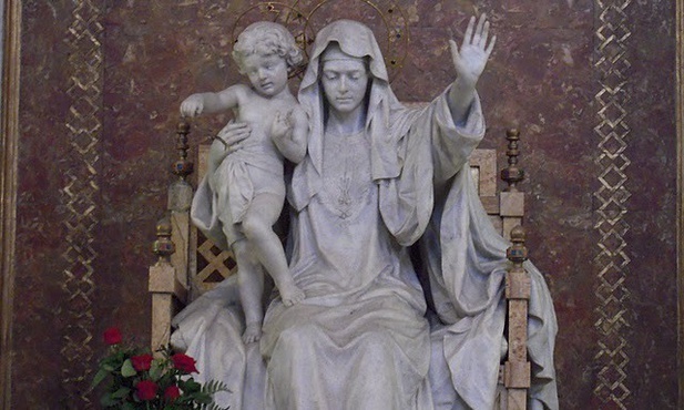 Rzym: 31 maja papieski różaniec w intencji pokoju