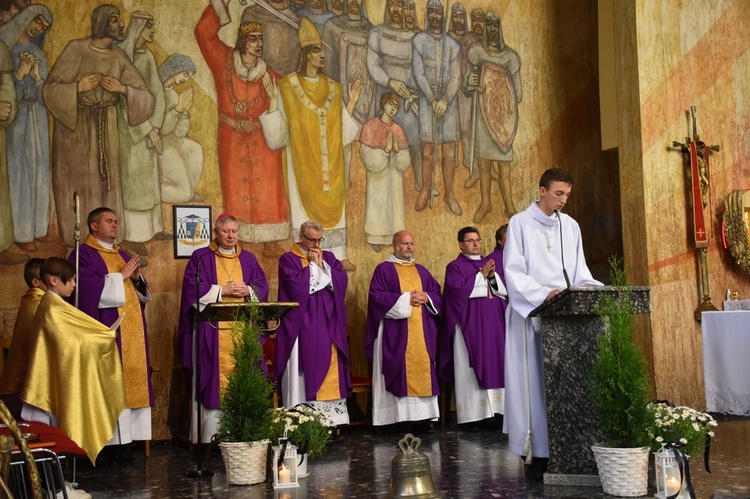 Uroczystości pogrzebowe ks. Krzysztofa Gidzińskiego