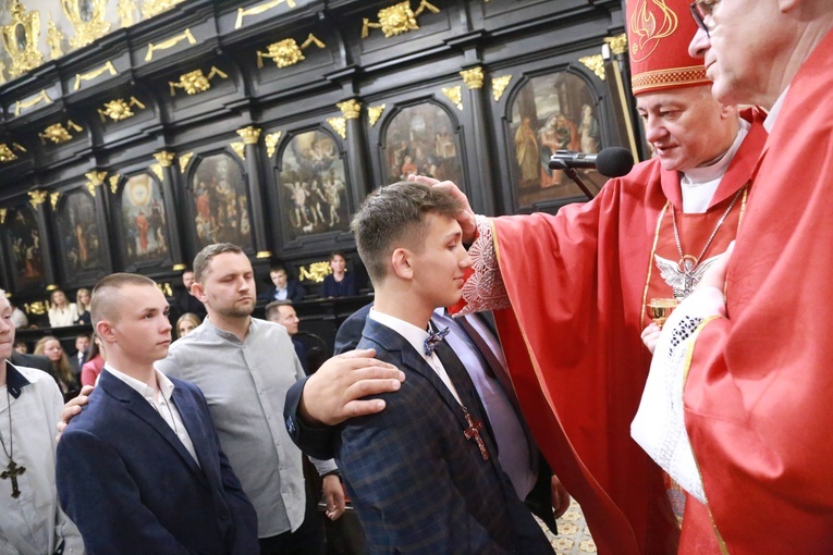 Bierzmowanie u Mikołaja