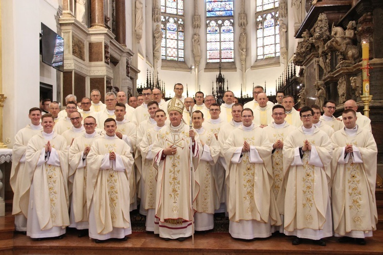 Kościół tarnowski ma 17 nowych kapłanów. Najwięcej w Polsce