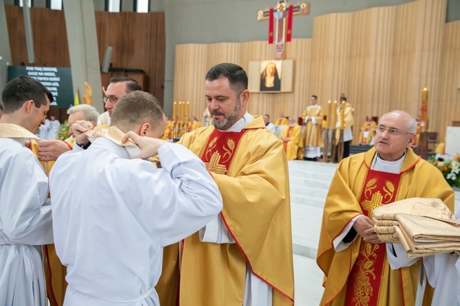 Nowi księża archidiecezji warszawskiej