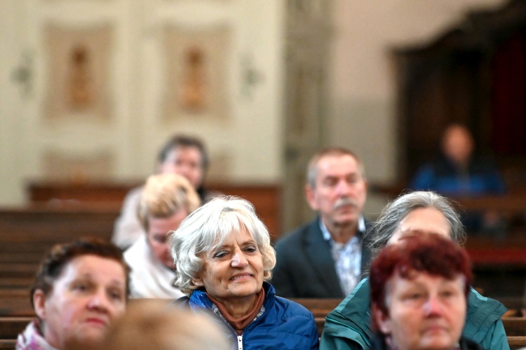 Dziękczynienie za beatyfikację kard. S. Wyszyńskiego