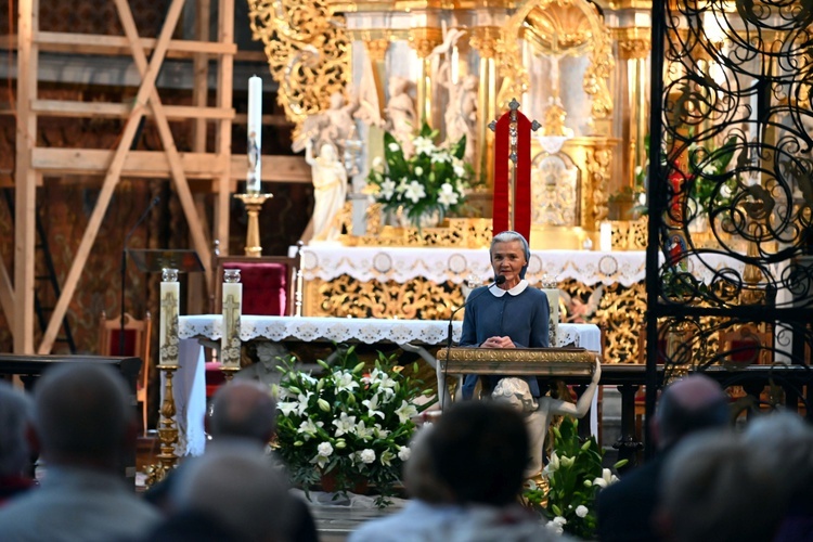 Dziękczynienie za beatyfikację kard. S. Wyszyńskiego