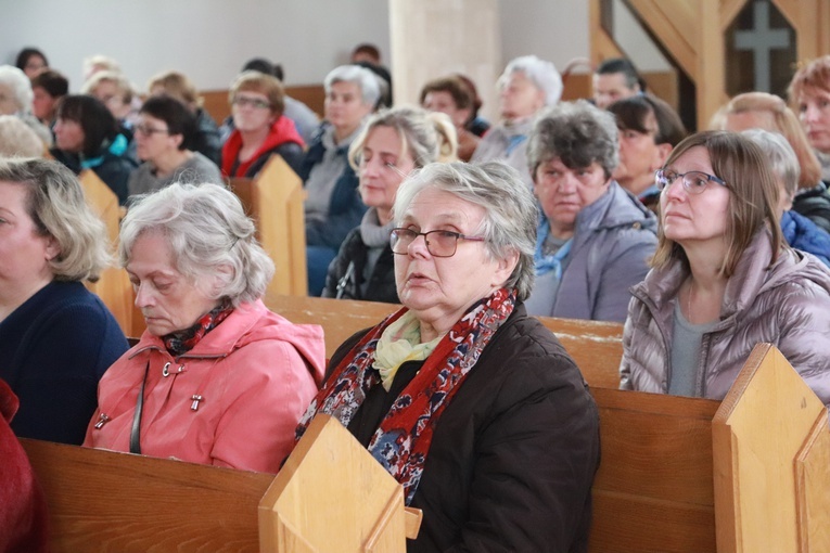 IX DPK. Wprowadzenie relikwii świętych kobiet