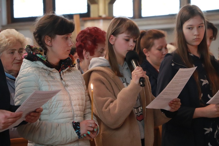 IX DPK. Msza Święta i adoracja