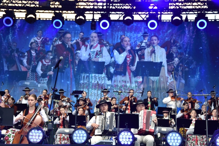 III Największa Góralska Majówka w Polsce z Janem Pawłem II