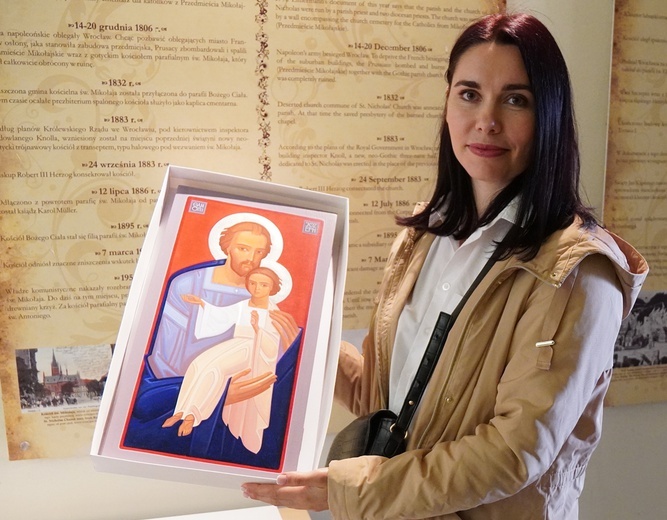 Dwa serca. Kiermasz charytatywny u wrocławskich paulinów