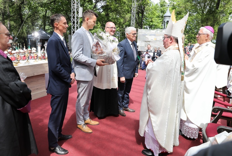 Pielgrzymka mężczyzn do Piekar cz. 2