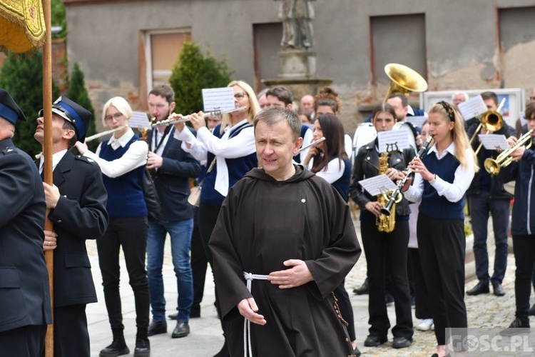 Rekoronacja w otyńskim sanktuarium Matki Bożej Królowej Pokoju