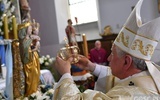 Rekoronacja w otyńskim sanktuarium Matki Bożej Królowej Pokoju