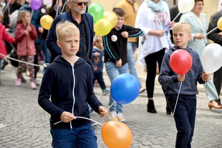 Świdnicki marsz dla życia i rodziny 2022