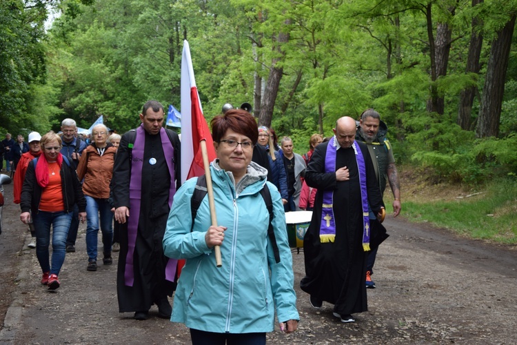 367 Łowicka Piesza Pielgrzymka na Jasną Górę - dzień 1