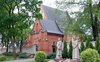 Kościół pw. św. Stanisława biskupa i męczennika, w Piotrawinie jest najstarszą parafią w archidiecezji lubelskiej. 