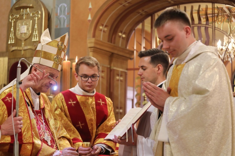 Prymicyjna Msza św. ks. Patryka Zaręby w Starym Bielsku - 2022