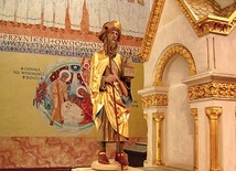 	Figura apostoła w kościele w Skorogoszczy.