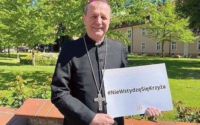 Metropolita gdański wziął udział w akcji społecznej.