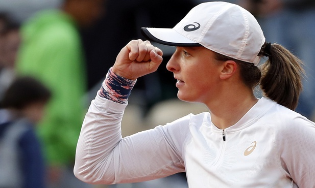 French Open - Świątek zagra o trzeci w karierze wielkoszlemowy półfinał