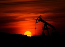 Premier Ukrainy: Polska była inicjatorem zastosowania całkowitego embarga na ropę naftową z Rosji