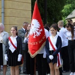 Poświęcenie sztandaru szkolnego w Kaczorowie