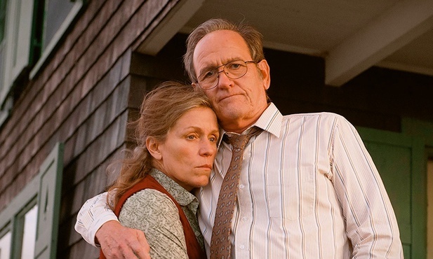 Frances McDormand w roli Olive Kitteridge i Richard Jenkins jako jej mąż Henry.