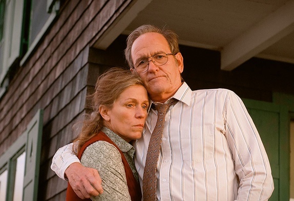 Frances McDormand w roli Olive Kitteridge i Richard Jenkins jako jej mąż Henry.