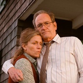 Frances McDormand w roli Olive Kitteridge i Richard Jenkins jako jej mąż Henry.