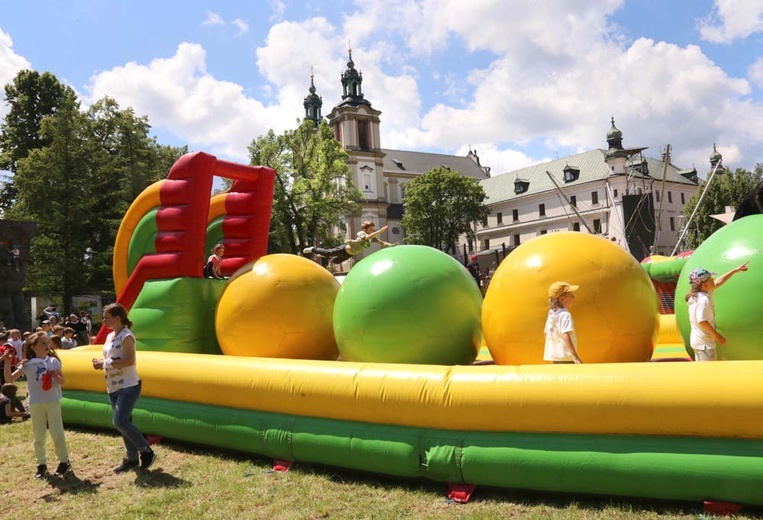 Dzień Dziecka u paulinów na Skałce - cz. 1
