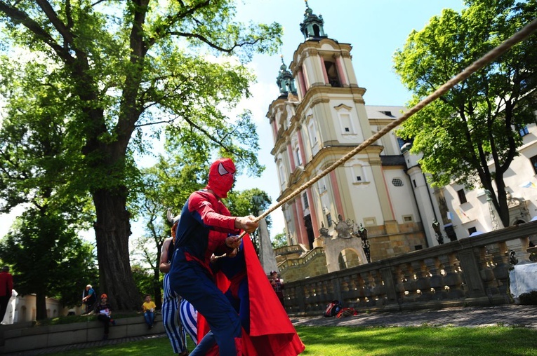 Dzień Dziecka u paulinów na Skałce - cz. 2