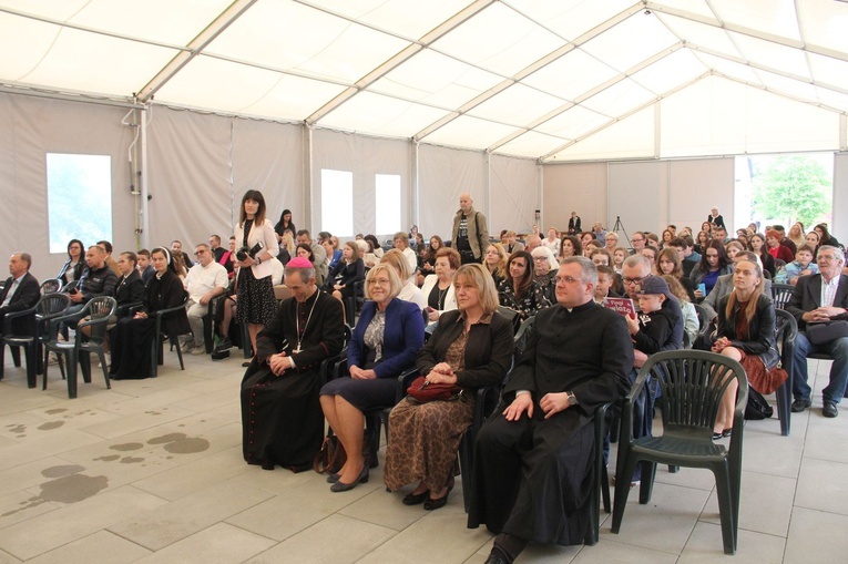 Zabawa. Wręczenie nagród w konkursie o bł. Karolinie