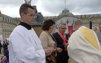 Muzułmanka oraz znany ewangelik przyjęli Komunię Świętą podczas Katholikentagu