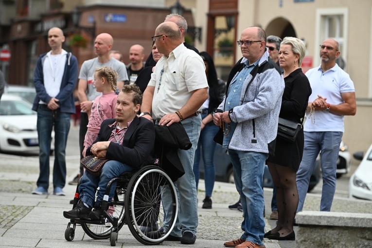 Świdnica. Procesja różańcowa z ważną zapowiedzią 