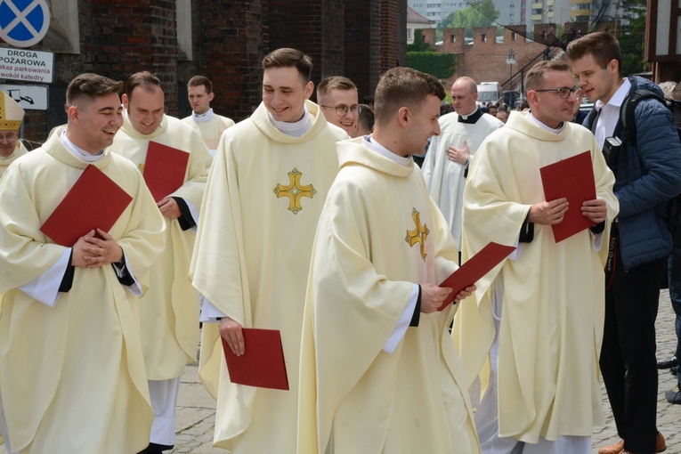 Święcenia kapłańskie w roku Złotego Jubileuszu Diecezji Opolskiej