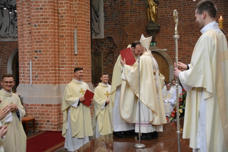 Święcenia kapłańskie w roku Złotego Jubileuszu Diecezji Opolskiej