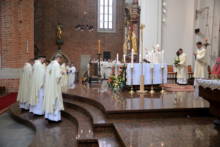 Święcenia kapłańskie w roku Złotego Jubileuszu Diecezji Opolskiej