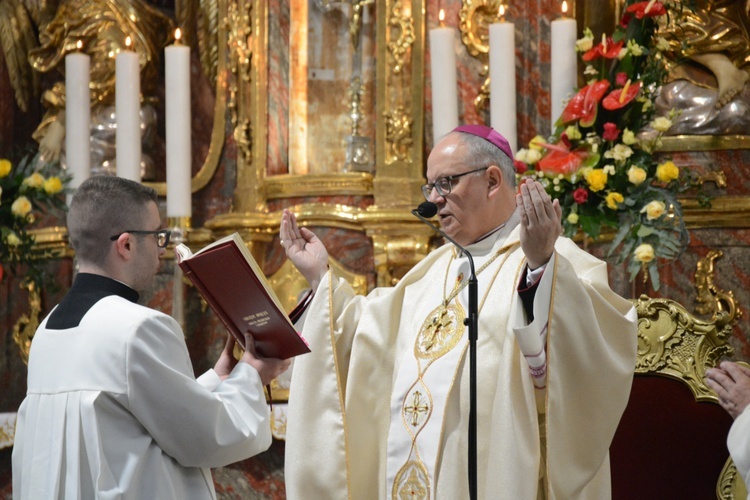 Święcenia kapłańskie w roku Złotego Jubileuszu Diecezji Opolskiej