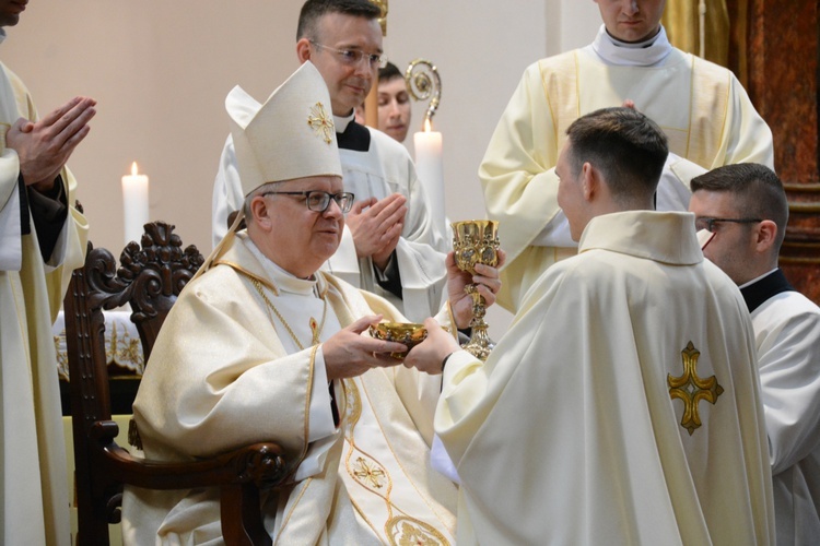 Święcenia kapłańskie w roku Złotego Jubileuszu Diecezji Opolskiej