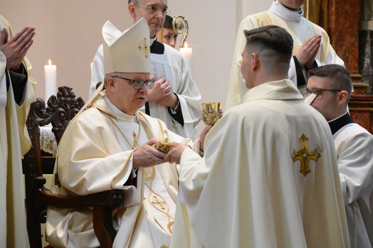 Święcenia kapłańskie w roku Złotego Jubileuszu Diecezji Opolskiej