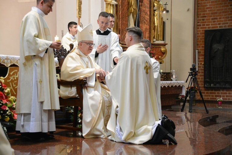 Święcenia kapłańskie w roku Złotego Jubileuszu Diecezji Opolskiej