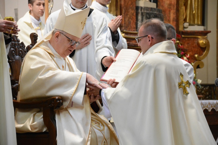 Święcenia kapłańskie w roku Złotego Jubileuszu Diecezji Opolskiej