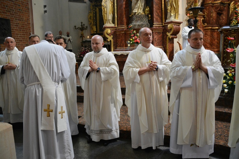 Święcenia kapłańskie w roku Złotego Jubileuszu Diecezji Opolskiej