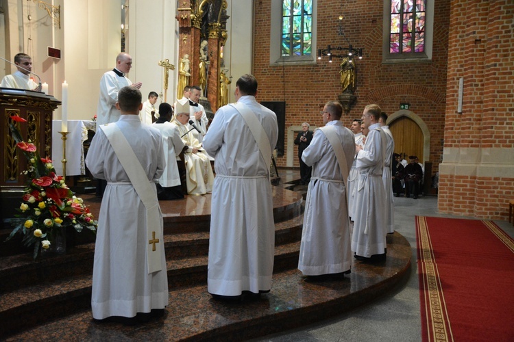 Święcenia kapłańskie w roku Złotego Jubileuszu Diecezji Opolskiej